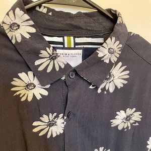 Denim & Flower White Daisy Button-down